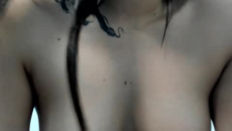 Snapshot of zammii69 chatting on 09-19-25, 07:36 zammii69 online show from 09-19-25, 07:36