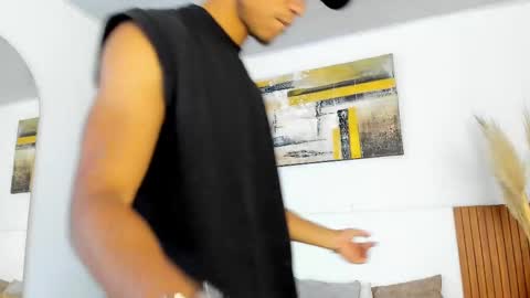 Zander online show from 09-18-25, 01:02