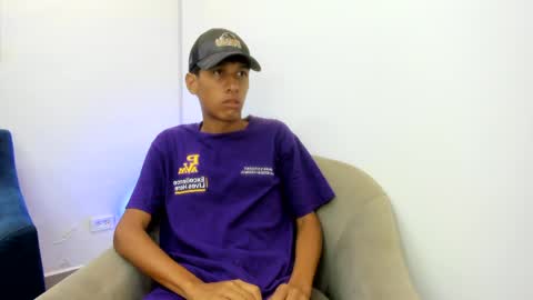 Snapshot of zane_belville chatting on 05-07-26, 11:26 Zane Belville online show from 05-07-26, 11:26