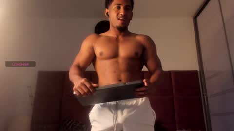 Zane Lux online show from 03-08-25, 12:30