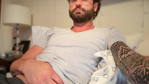 ZaneLoveXO online show from 04-29-26, 02:32