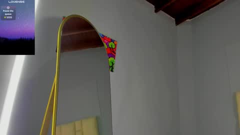 Snapshot of zaphiro__sky chatting on 02-21-26, 08:59 zaphiro__sky online show from 02-21-26, 08:59