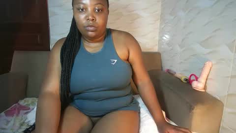 Zara Dane online show from 10-15-25, 04:56
