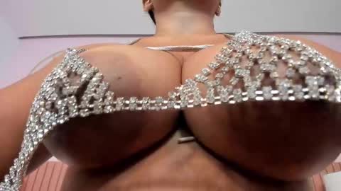 Snapshot of zara_lopez chatting on 02-06-26, 08:23 zara lopez online show from 02-06-26, 08:23