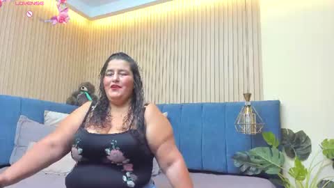 Snapshot of zara_milf_ chatting on 07-08-26, 12:20 zara online show from 07-08-26, 12:20