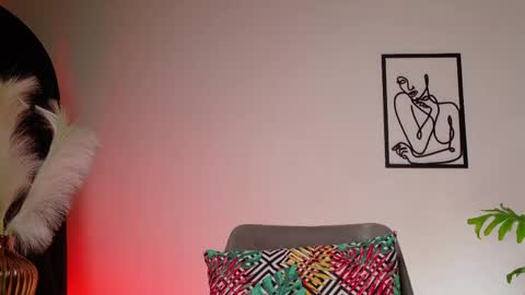 Snapshot of zara_nova chatting on 05-08-26, 12:05 Zara Nova online show from 05-08-26, 12:05