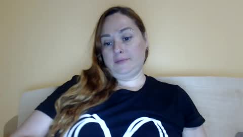 Snapshot of zara_red chatting on 07-26-26, 11:06 Kate. if im not here im here foxy red333 online show from 07-26-26, 11:06
