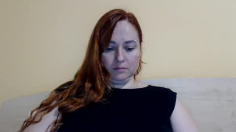 Snapshot of zara_red chatting on 07-31-26, 10:14 Kate. if im not here im here foxy red333 online show from 07-31-26, 10:14