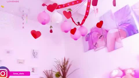 Snapshot of zaradaviss chatting on 02-13-26, 08:16 Zara online show from 02-13-26, 08:16