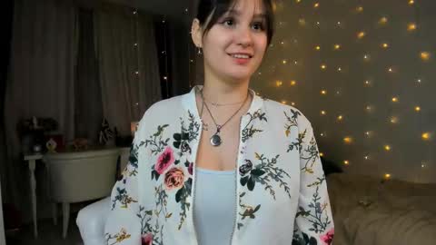 Vina Rini online show from 01-28-25, 08:04