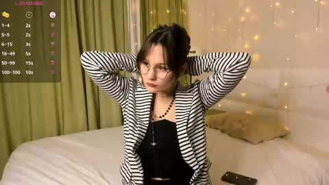 Vina Rini online show from 02-04-25, 11:05