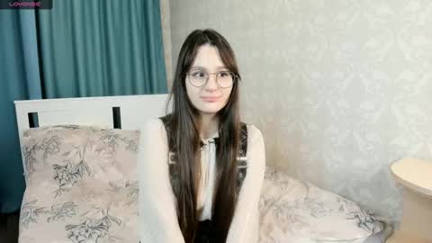 Vina Rini online show from 02-10-25, 11:46