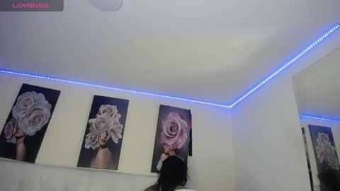 Snapshot of zarahbennet chatting on 05-30-26, 02:58 Zarah online show from 05-30-26, 02:58