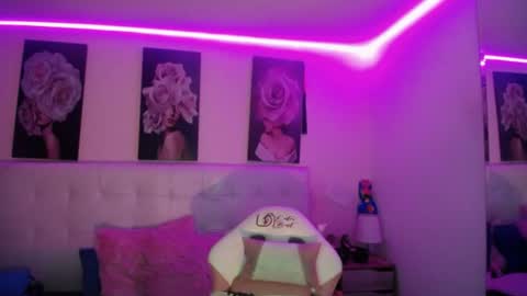 Snapshot of zarahbennet chatting on 06-12-26, 04:50 Zarah online show from 06-12-26, 04:50