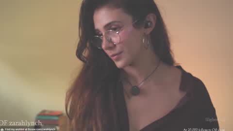 Miss Lynch   Next show  2911 online show from 10-31-25, 09:16