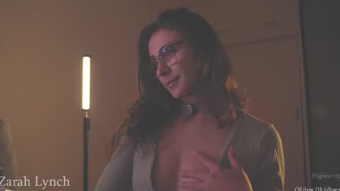 Miss Lynch   Next show  2911 online show from 02-11-26, 01:54