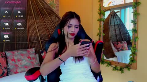 Snapshot of zaralim chatting on 12-18-24, 06:14 Zara Lim  online show from 12-18-24, 06:14