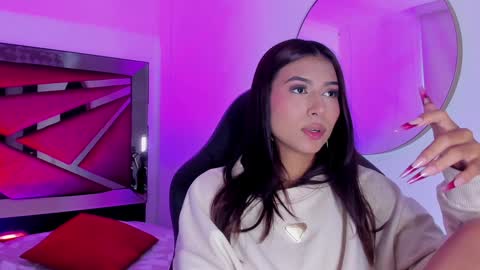 Snapshot of zaralim chatting on 12-20-24, 03:21 Zara Lim  online show from 12-20-24, 03:21