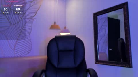 Snapshot of zaralim chatting on 02-24-25, 12:37 Zara Lim  online show from 02-24-25, 12:37