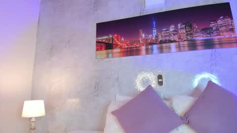 ZaraQuiinn online show from 12-21-25, 02:24