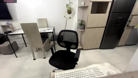 ZARAY CLOVER online show from 02-13-25, 02:56