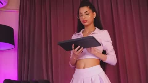 Snapshot of zariaavera chatting on 05-07-26, 04:51 zariaavera online show from 05-07-26, 04:51