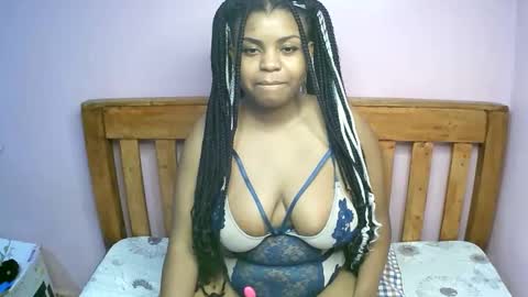 Snapshot of zariamonet chatting on 06-08-26, 05:08 zariamonet online show from 06-08-26, 05:08