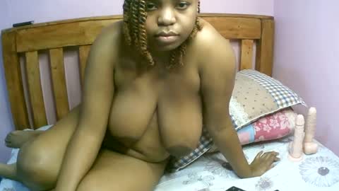 Snapshot of zariamonet chatting on 07-18-26, 10:57 zariamonet online show from 07-18-26, 10:57