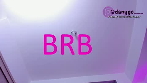 Snapshot of zarianaevanz chatting on 02-25-25, 12:36 Zariana online show from 02-25-25, 12:36