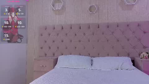 Snapshot of zarinawynne chatting on 07-20-26, 01:13 Zarina Waynne online show from 07-20-26, 01:13