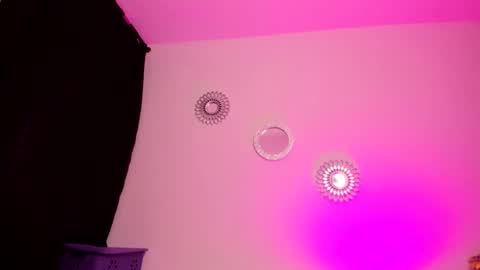 Zaritha Li online show from 11-05-25, 10:26