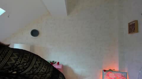 Dee online show from 02-16-26, 01:07