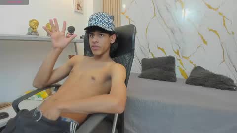 Zayn online show from 04-30-26, 07:31