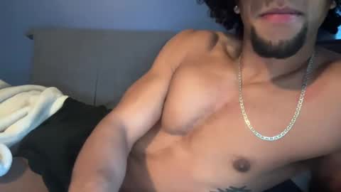 Snapshot of zayy20 chatting on 12-06-24, 01:44 zay online show from 12-06-24, 01:44