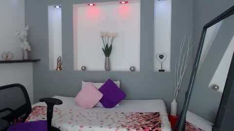 Karolyne online show from 02-27-25, 05:26