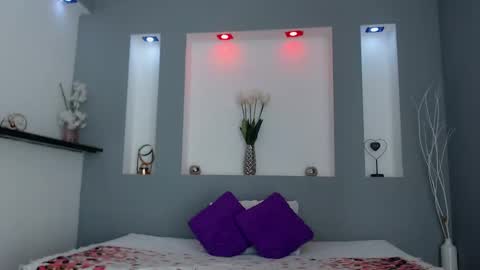 Karolyne online show from 03-05-25, 07:05