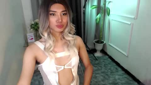 zelainalovetocum online show from 01-21-25, 10:51