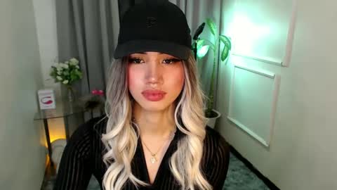 zelainalovetocum online show from 02-15-25, 04:03