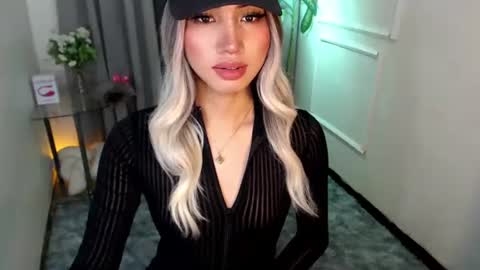 zelainalovetocum online show from 02-16-25, 07:15