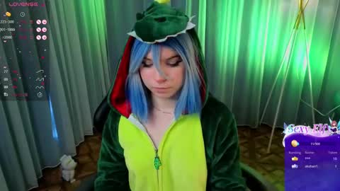 Snapshot of zelda_1 chatting on 03-02-25, 12:43 Zelda online show from 03-02-25, 12:43