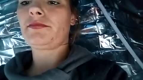 Snapshot of zellelajay2009 chatting on 10-08-25, 01:20 KENDAL Kaylee online show from 10-08-25, 01:20