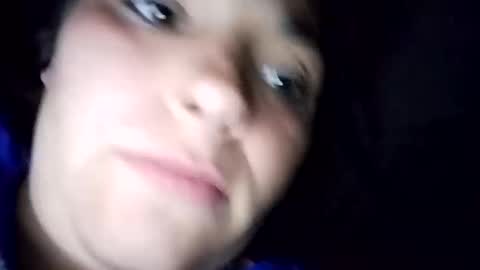 Snapshot of zellelajay2009 chatting on 10-14-25, 04:35 KENDAL Kaylee online show from 10-14-25, 04:35