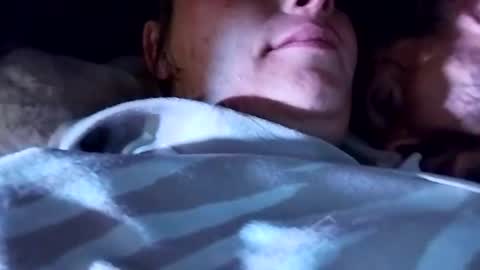 Snapshot of zellelajay2009 chatting on 11-09-25, 10:24 KENDAL Kaylee online show from 11-09-25, 10:24