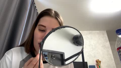 Snapshot of zenacusatis chatting on 02-08-26, 08:07 Sindy online show from 02-08-26, 08:07