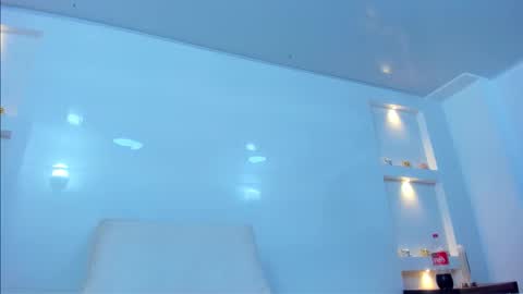 Zenda Evans online show from 09-29-25, 03:44