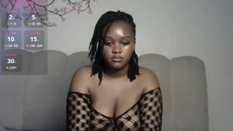 Snapshot of zendayah47 chatting on 05-13-26, 10:12 Caramel online show from 05-13-26, 10:12