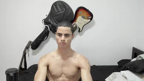 Snapshot of zenhzu chatting on 01-12-25, 08:03 zenzhu online show from 01-12-25, 08:03