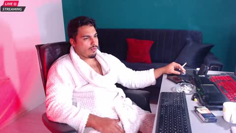 Snapshot of zenobaro chatting on 02-07-25, 11:56 zenobaro online show from 02-07-25, 11:56