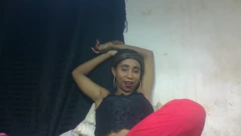 zeolineess online show from 10-18-25, 03:53