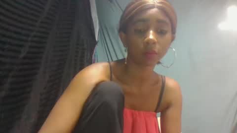 zeolineess online show from 10-25-25, 02:52